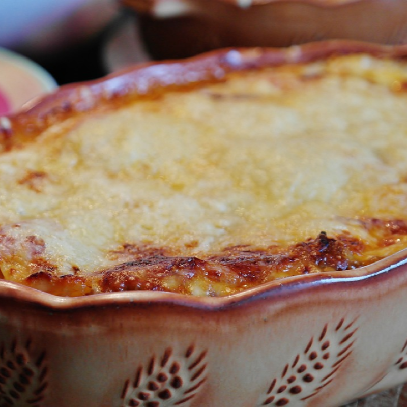 Teglia casalinga con lasagne tradizionali bolognesi Lina Sapori e Delizie
