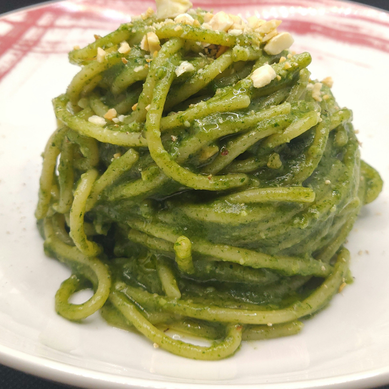 Spaghettoni verdi all'ortica trafilati al bronzo 2€ a porzione (100 g)