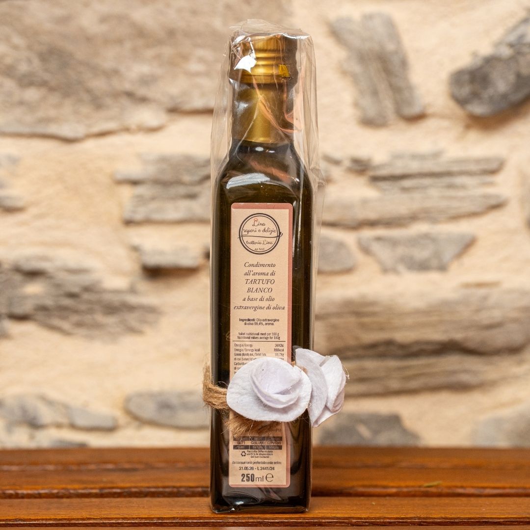 Confezione regalo con fiori in feltro e spago in iuta naturale di condimento a base di olio al tartufo 250 ml Lina Sapori e Delizie